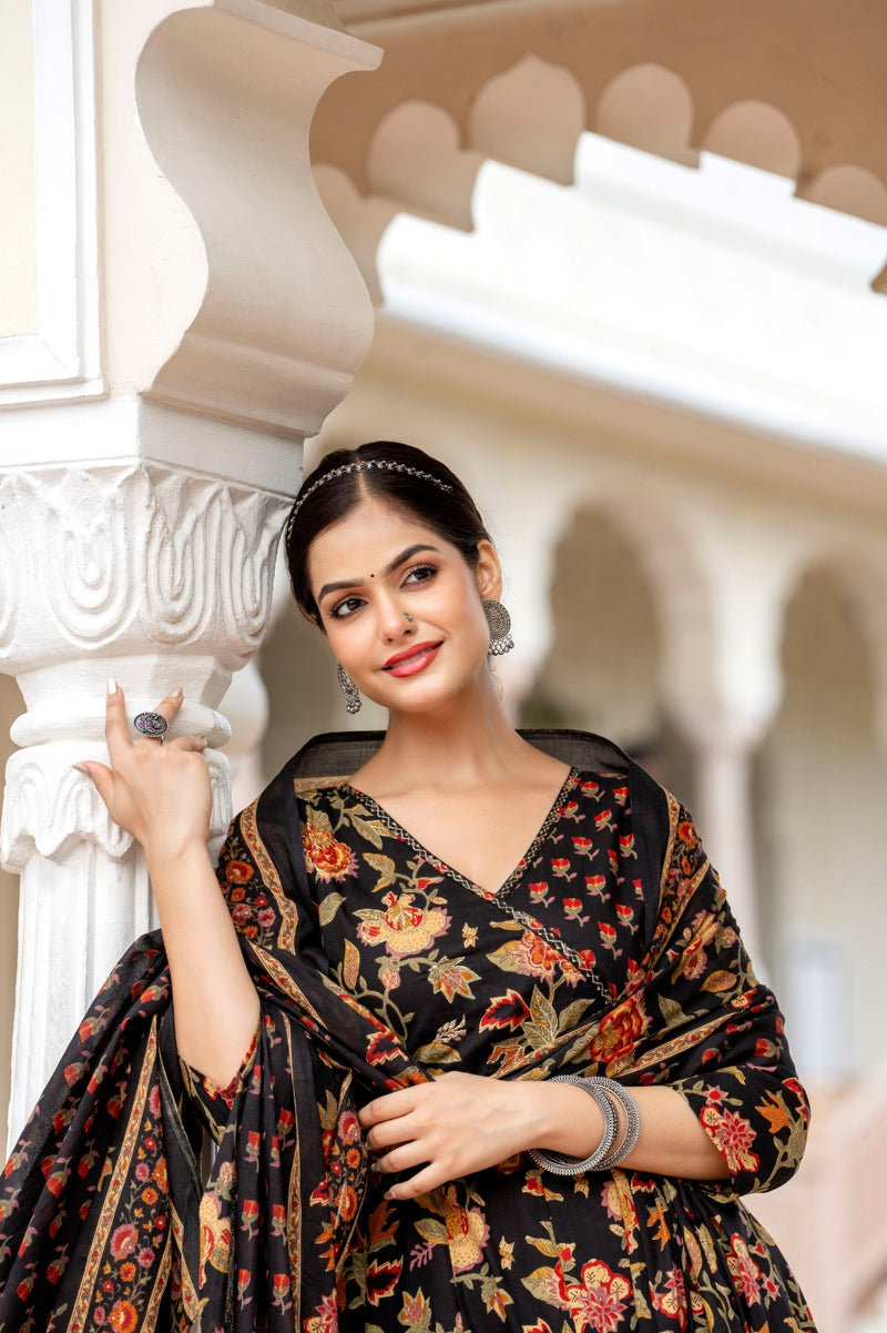 Printed Lawn Pakistani Suit for Summer